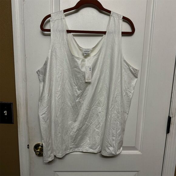 Avenue Women's Plus Size 26/28Glittery White Sleeveless Tank Top - Picture 1 of 8